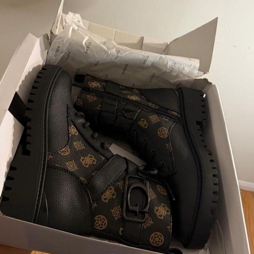 Designer Guess Black and Brown Logo Monogram Lace Up Combat Boots Size 8M